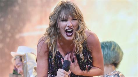 Taylor Swift Reportedly Used Facial Recognition Tech To Identify Stalkers Cnet
