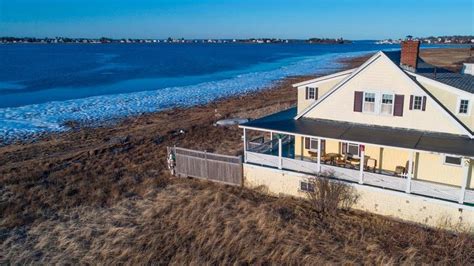 Biddeford Pool Opportunity Year Round Waterfront Cottage On The Pool