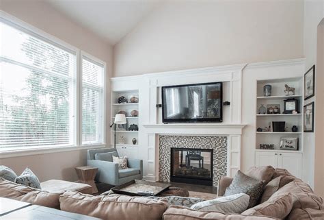 Tiny Living Room Decor Ideas Fireplace Los Angeles 2022