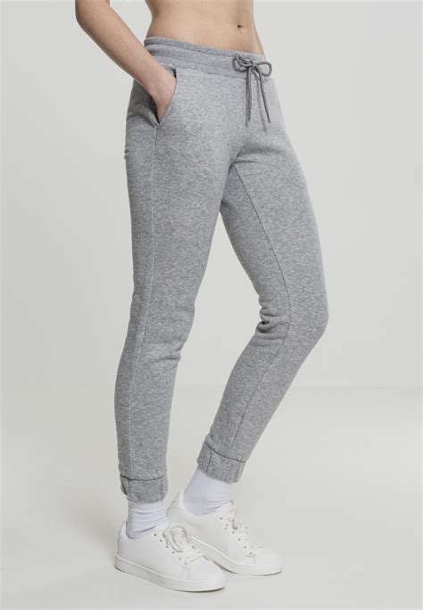 Tips On How To Style Girls Sweatpants Telegraph