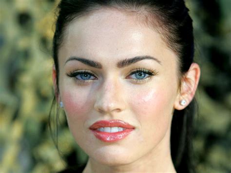 Beautiful Eyes Hollywood Actress