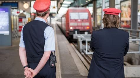 Bahnstreik - aktuelle Themen, Nachrichten & Bilder ...