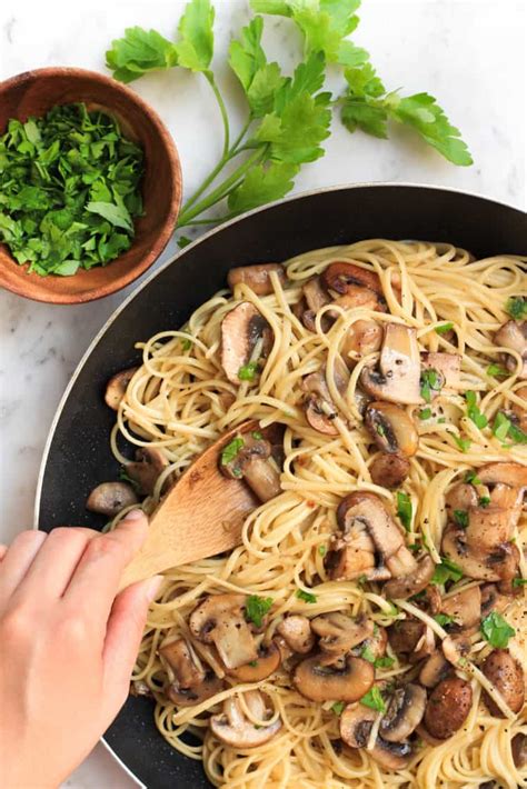 The two key ingredients are olive oil and garlic. Mushroom Spaghetti Aglio Olio (Gluten-free, Vegan) - Dish ...