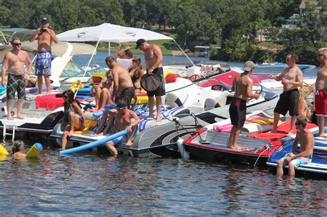 Party Cove Lake Of The Ozarks Mo Party Cove Great Vacation Spots Lake