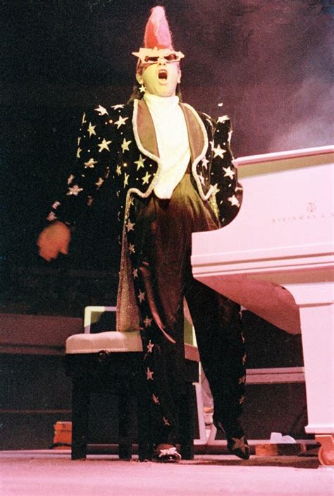 The Best Elton John Outfits See The Singers Wildest Looks Hollywood