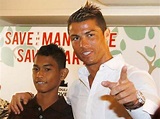 Increíble historia del "hijo adoptado" de Cristiano Ronaldo - Diagonal