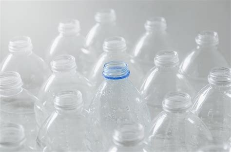 Botellas Vacías Para Reciclaje Campaña Para Reducir El Uso De Plástico