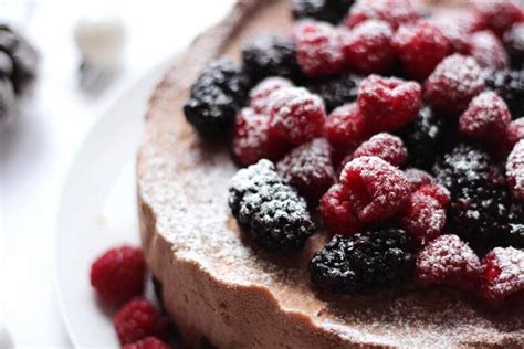 How do you thicken chocolate mousse if it becomes watery? Lindt Chocolate Mousse Cake - For Christmas Cake Haters