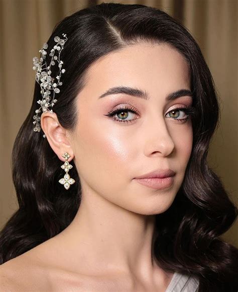 75 Wedding Makeup Ideas To Suit Every Bride Wedding Hairstyles