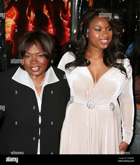 Jennifer Hudson And Her Mother Darnell Donnerson Attend The Premiere Of