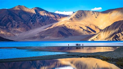 9 Breathtaking Treks To Do In Ladakh Condé Nast Traveller India