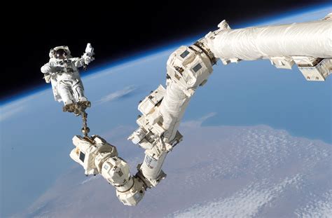 How A Robot Arm In Space Inspired Tech For Surgery On Earth Space