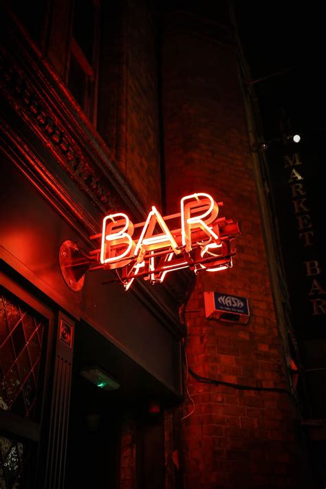 20 Best Free Bar Pictures On Unsplash