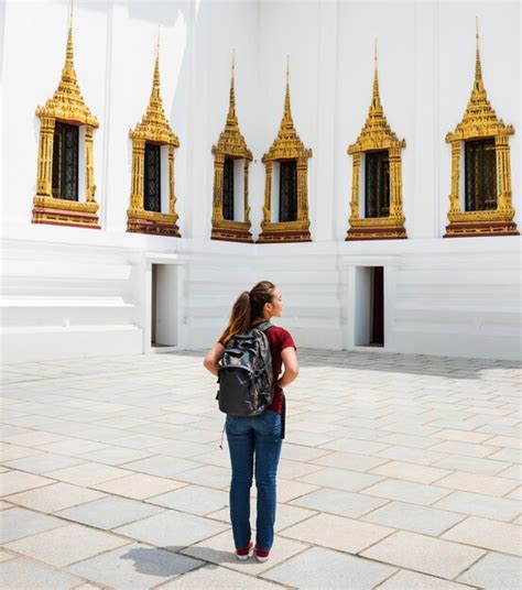 Premium Photo Woman Traveler Thailand Destination Culture Concept