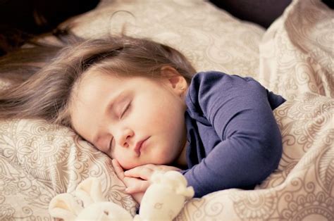 Manfaat Dan Waktu Tidur Siang Yang Dibutuhkan Oleh Anak Sesuai Usianya