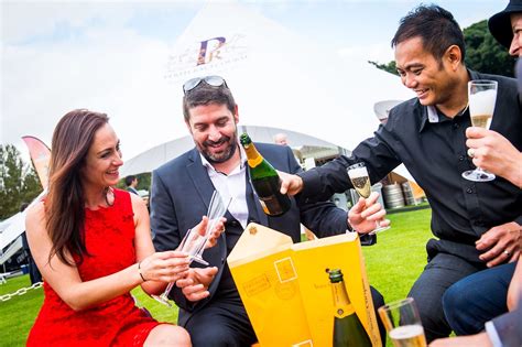 Win Four Winning Start Packages For Perth Festival At Perth Racecourse