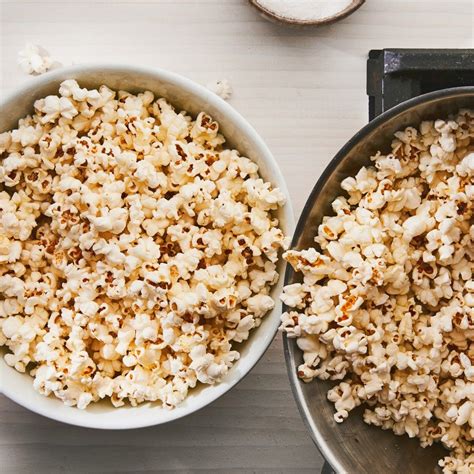 The New Way To Make Stovetop Popcorn Cooking Food Yummy Food