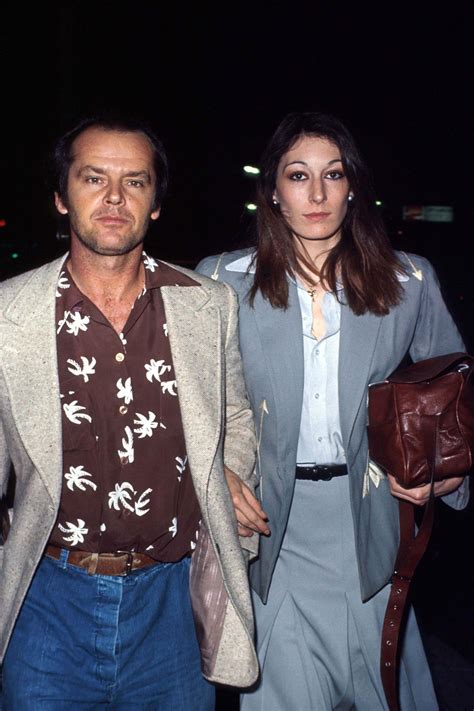 In Pictures Anjelica Huston And Jack Nicholson 80s Fashion Jack