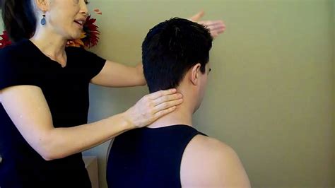 How To Knead Neck Massage Monday 11 Youtube