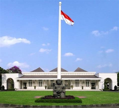 Penuh Sejarah Dan Mistis Ini Fakta Istana Kepresidenan Yogyakarta
