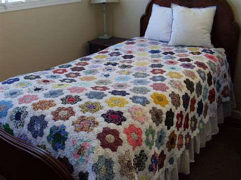 We did not find results for: Twin size yo yo quilt, handmade in the USA. $945.00, via Etsy. | Yo yo quilt, Quilts, Twin quilt ...