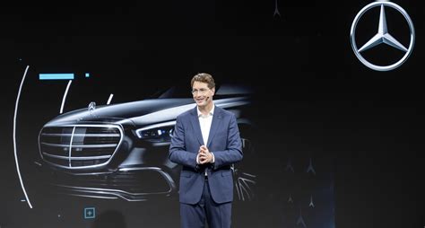 Daimler AG Officially Becomes Mercedes Benz Group AG As Carmaker Chases