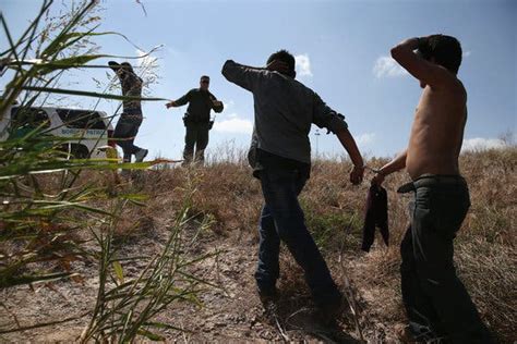 Number Of Migrants Illegally Crossing Rio Grande Rises Sharply The