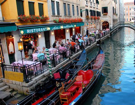 Venice Nightlife 10 Best Experiences For Witnessing The Charisma Of