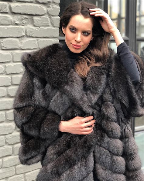 Pin By Attila Vincze On Frc Sable Fur Coat Fur Fashion Fur