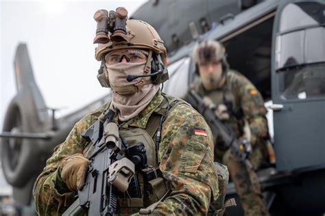 Die bundeswehr ist mit offiziellen videos auf youtube vertreten. Bundeswehr kündigt eine querschnittliche Beschaffung von ...