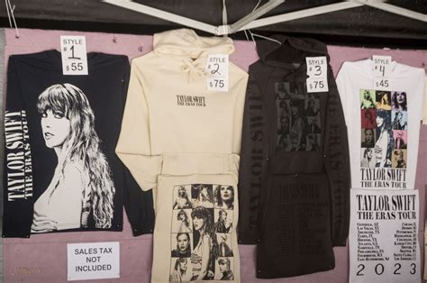 All The Taylor Swift Merch You Can Find At Ford Field Concerts