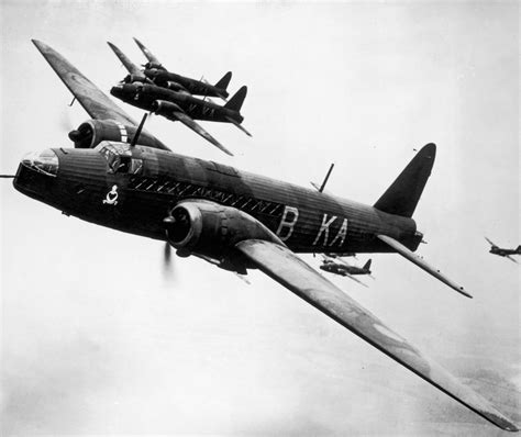 Wellington Bomber Airplane Britannica