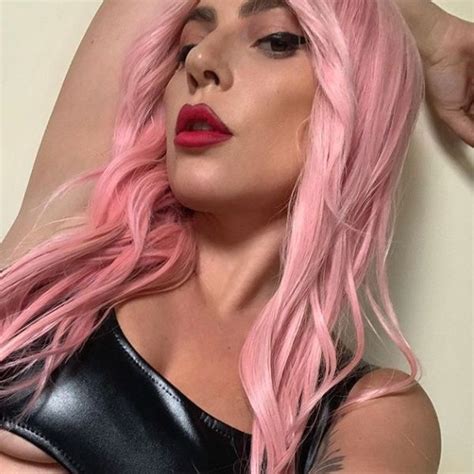 Lady Gaga Bares Her Teeth For A Monday Selfie Making Instagram Emotional