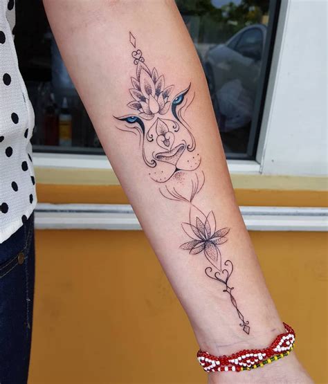 Image May Contain One Or More People Trendy Tattoos Unique Tattoos