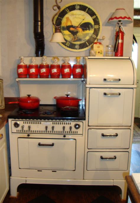 Awesome Antique Looking Stoves Homesfeed