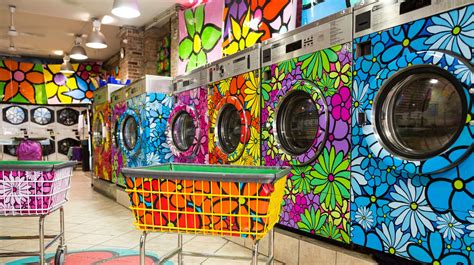 Everything You Need To Know About Using A Laundromat In New York City