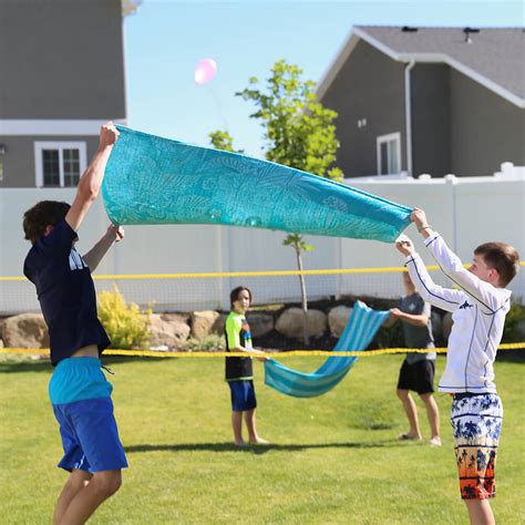 Funny Water Balloon Volleyball Game — Homebnc