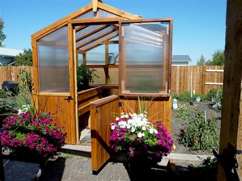 Cedar Greenhouse - Includes Heat Activated Roof Window Vent | Better Shopping USA
