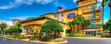 Destin Florida Hotels On Emerald Coast Fairfield Inn And Suites Destin