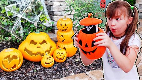 Pretend Play Halloween Dress Up And Trick Or Treat For Kids Candy Youtube