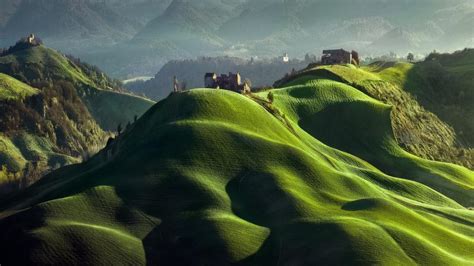 Rolling Hills Of Tuscany Italy Wallpaper Backiee