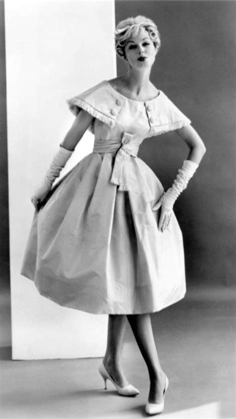 J Jones 20th Century Fashion Audrey Hepburn Georgia Match Gril