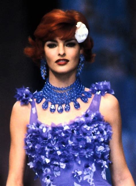 Linda Evangelista Walked For Chanel Runway Show Ss 1992 Chanel Runway