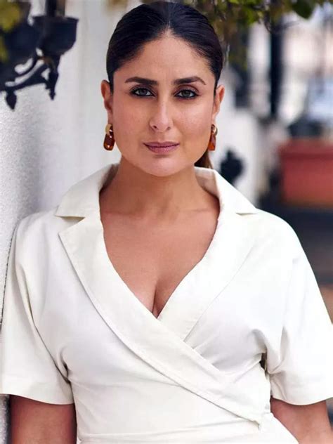 Kareena Kapoor Khans Relaxed Effortless Style Defines Chic Casual Attire Toiphotogallery