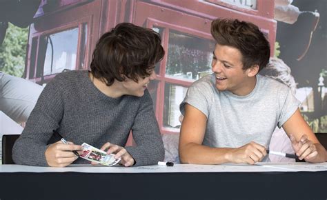 Are Louis Tomlinson Harry Styles Still Friends Relationship Now