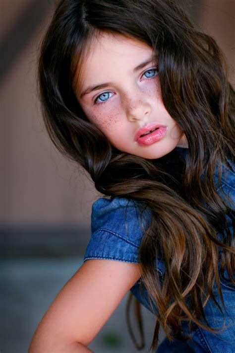 lily kruk age 7 omg i just love her eyes and her freckles pretty face beautiful eyes
