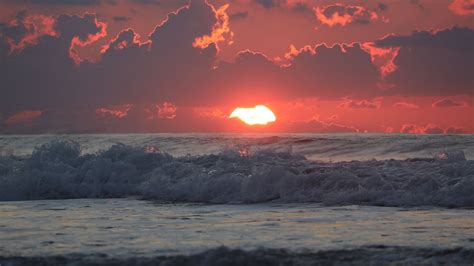 Download Wallpaper 1600x900 Sea Horizon Sunset Waves Sun Clouds