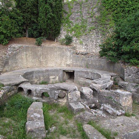 Castellum Aquae (Nimes) - 2019 All You Need to Know Before You Go (with ...