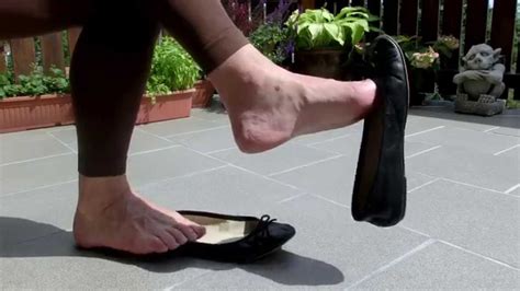 Barefoot Dangling Youtube