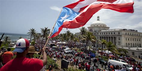 1 In 9 People In Puerto Rico Left The Territory In The Last Decade New